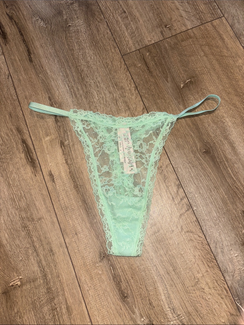 Victoria’s Secret Lace Thong Panty
